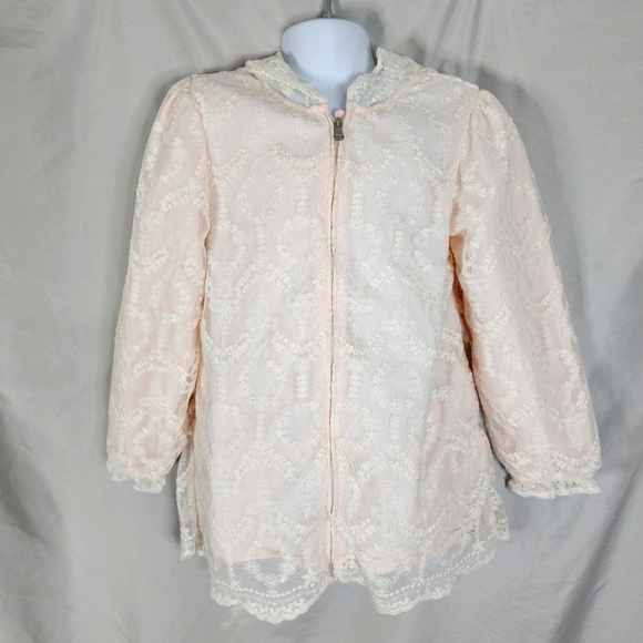 Dave & Bella Other - DAVE &‎ BELLA Fine Collection Size 7Y White Lace Overlay Pink Hooded Windbreaker